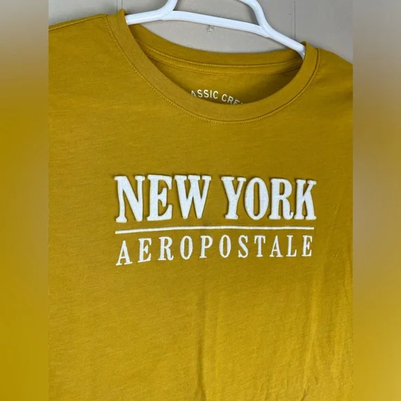 Aeropostale Yellow Classic Crew New York Graphic Tee Juniors Size Medium - Picture 2 of 4